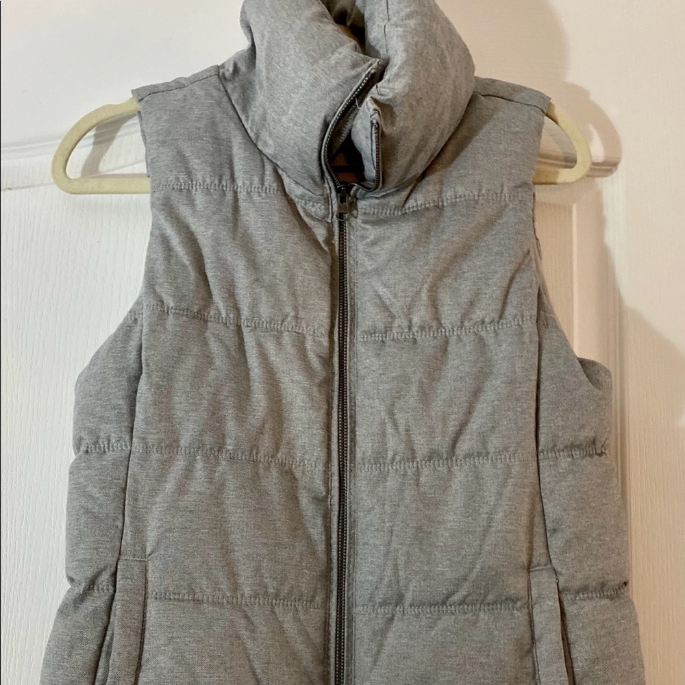 Sleeveless jacket vest